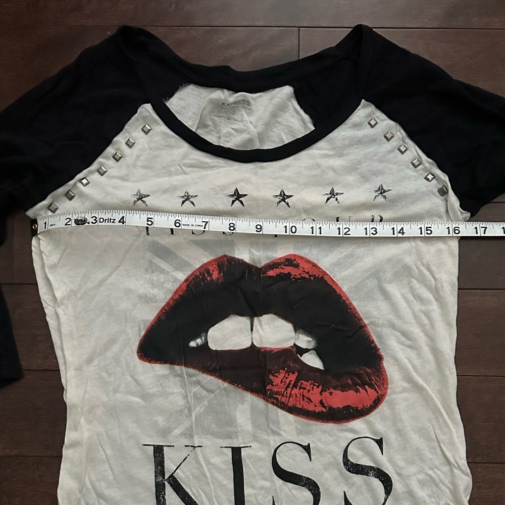 Express Miss Your KISS 💋 Ringer Tee - Picture 4 of 5